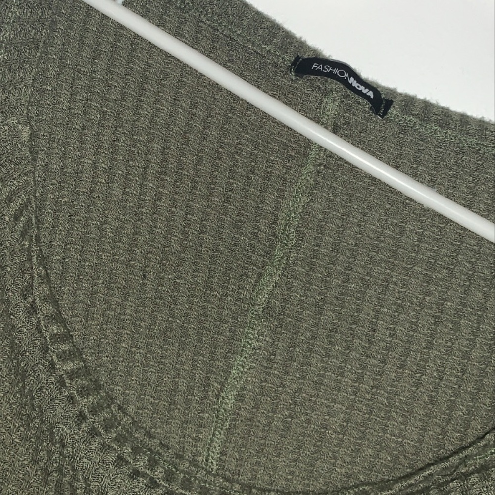 off shoulder army green shirt
